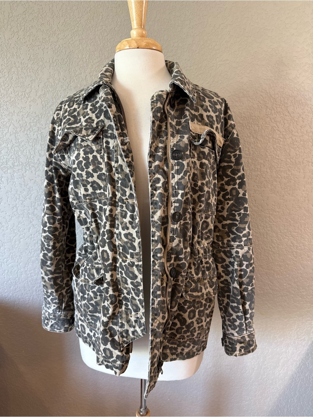 Mainstream Leopard Print Utility Jacket - Taupe/Black Small
